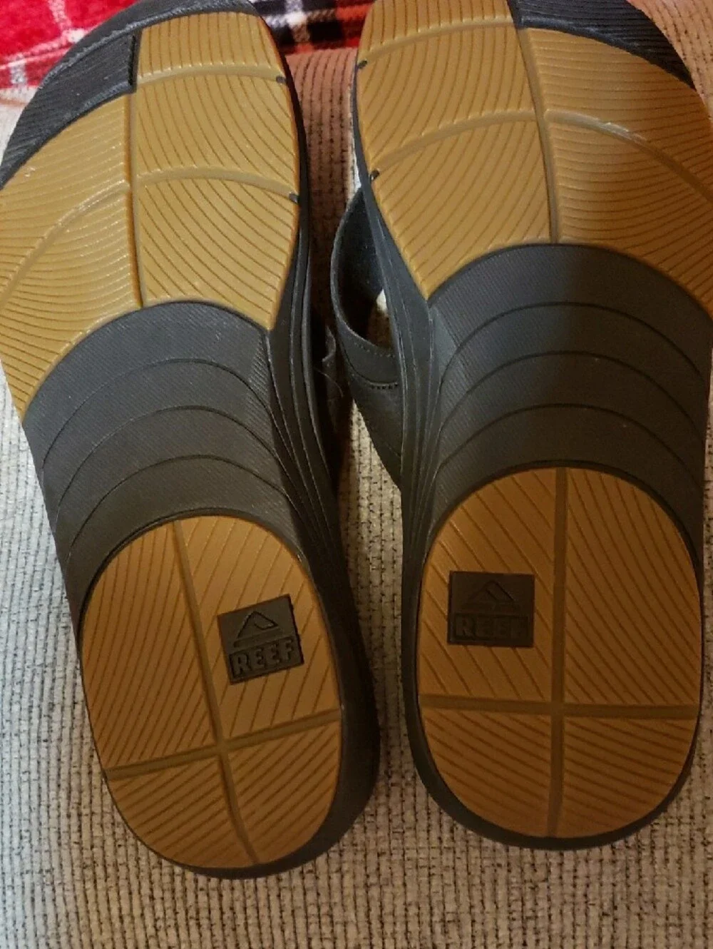 Reef Phoenix Men’s Black Flip-Flop Sandals - Cushioned Thong. NWT Sz 12